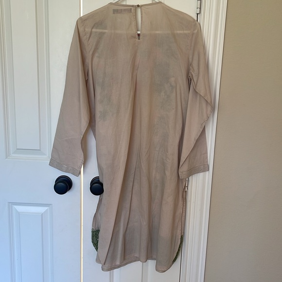 Khaadi pret Pakistani Indian kurta with embroidery. - Picture 8 of 8